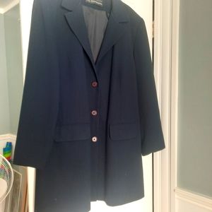 Fairweather Woman long navy blazer type jacket. Size 1X.
